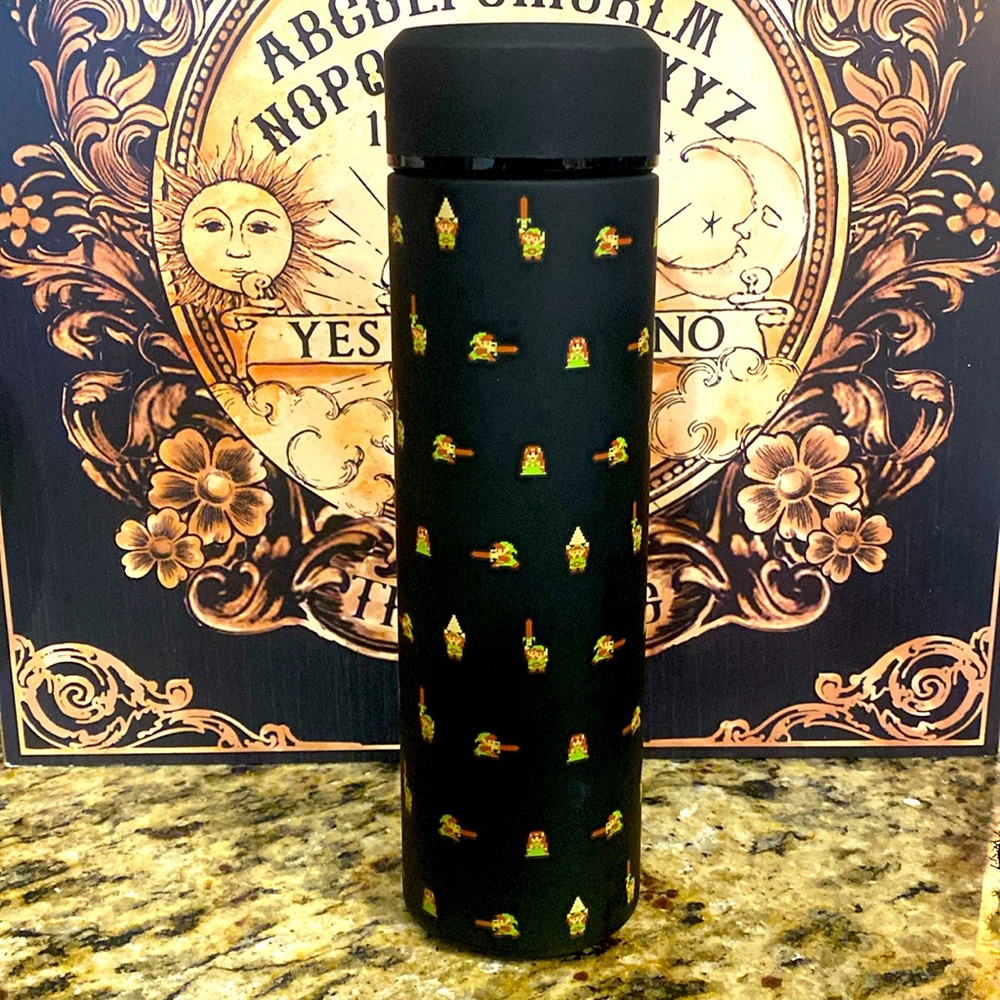 Nintendo Legend of Zelda water bottle!!